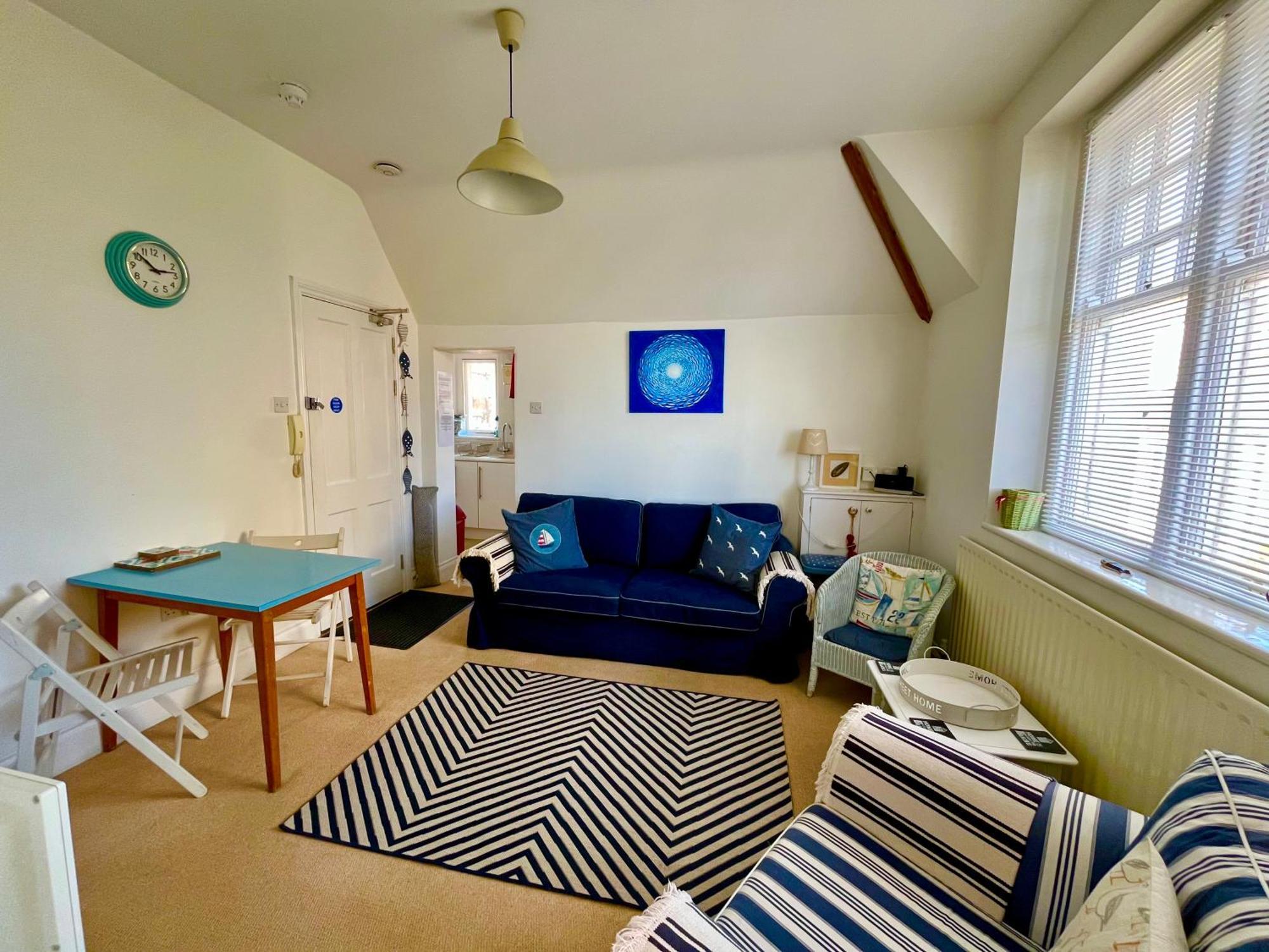 Lyme Regis renovated period seaside flat Lejlighed Eksteriør billede